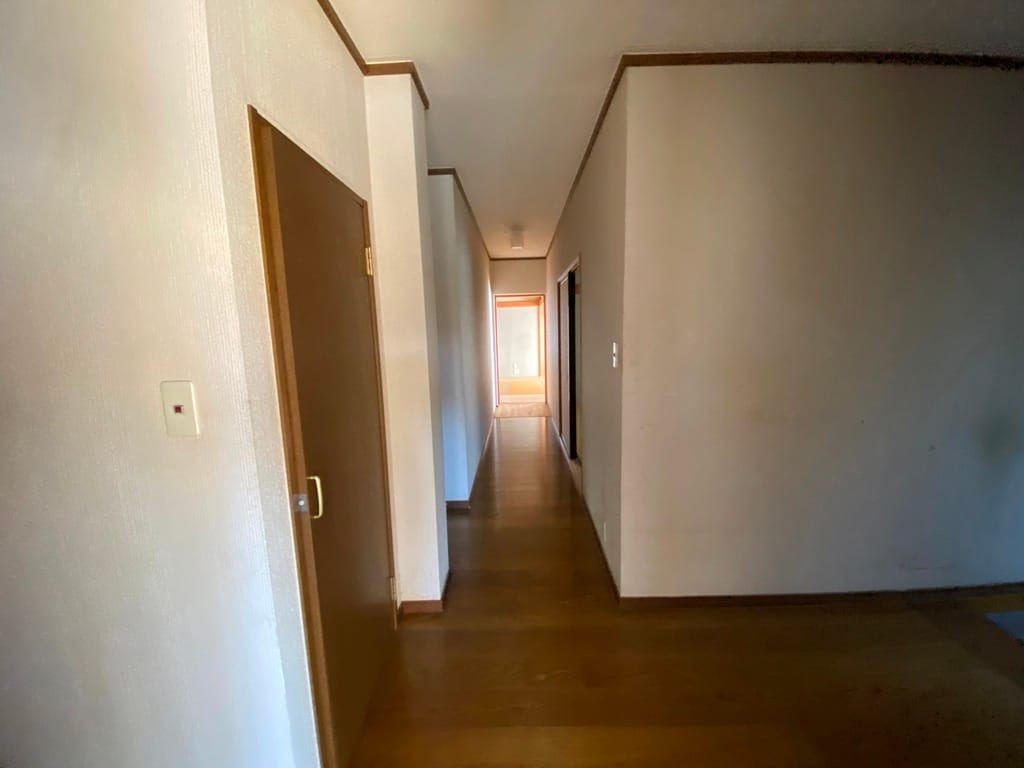 リフォーム前 1階の廊下