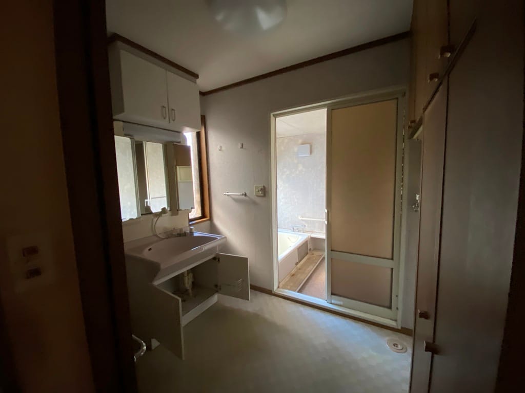 リフォーム前 脱衣洗面所