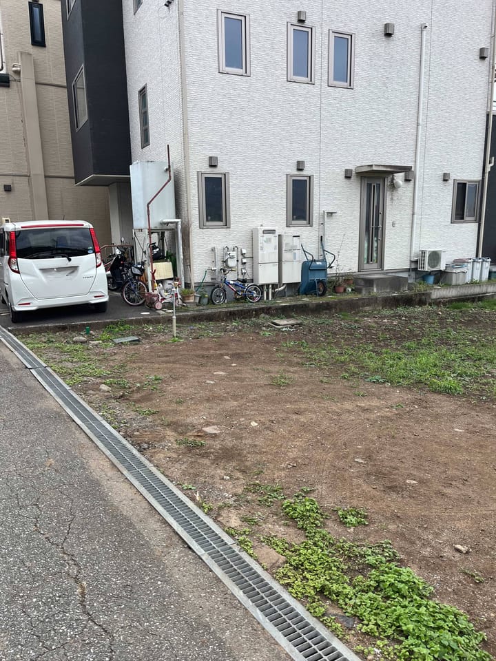 外観 敷地 北より