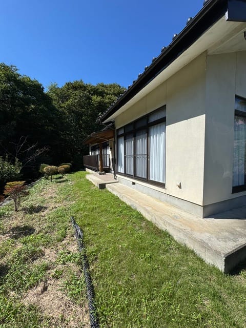 建物南面