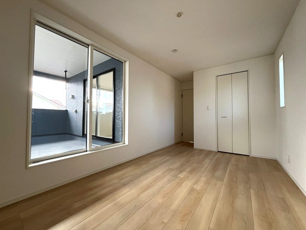 2階 東側洋室(8帖)