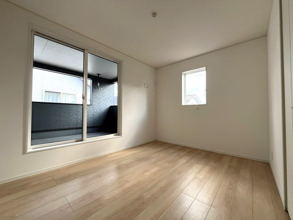 2階 中央洋室(6.5帖)