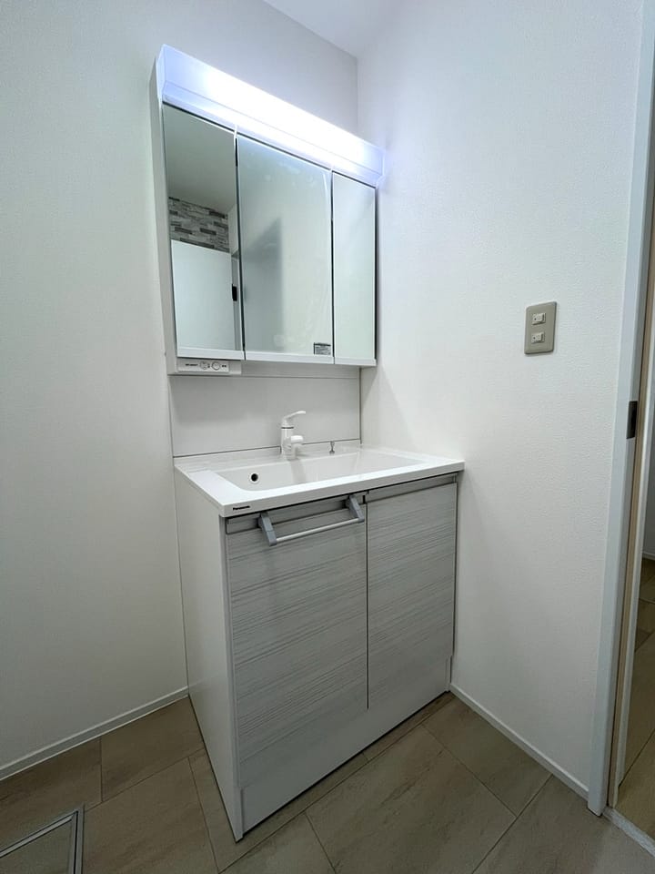 洗面化粧台新品