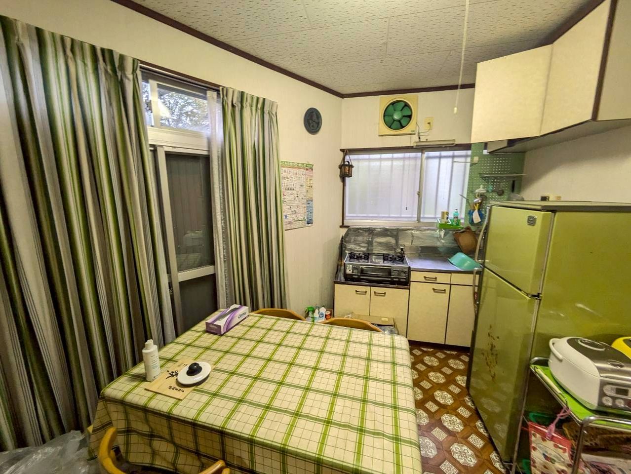 西側 ダイニングキッチン