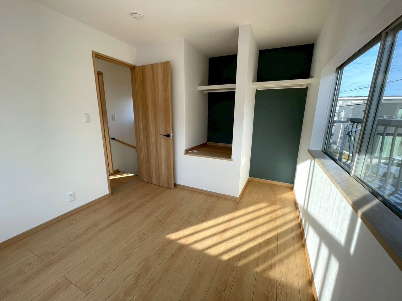 2階 東側 洋室約4.5帖