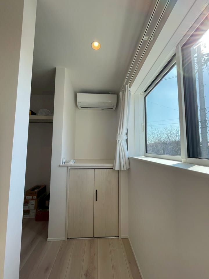 2階 南側洋室 収納