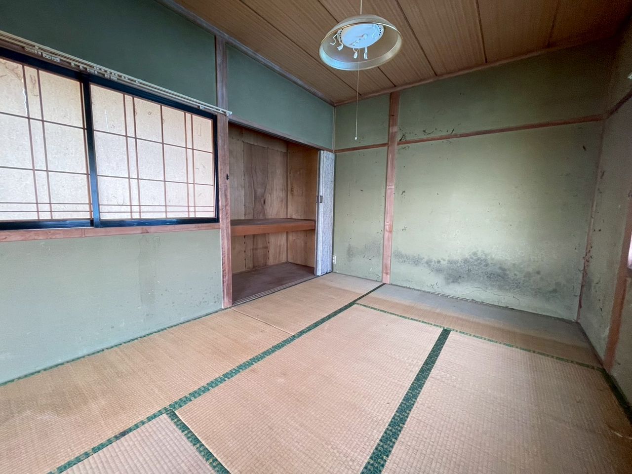 2階 西側和室6帖