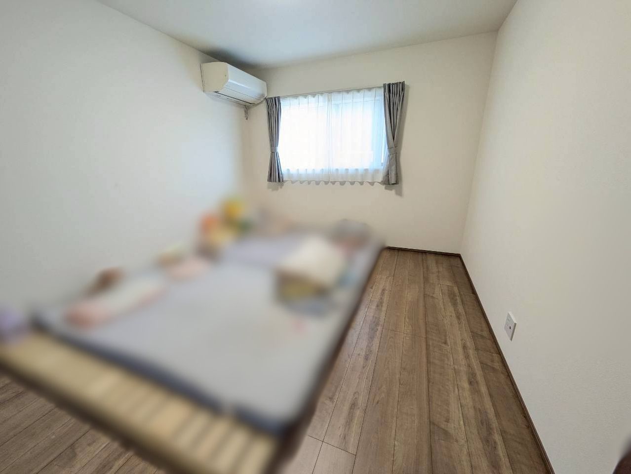 2階 洋室7帖