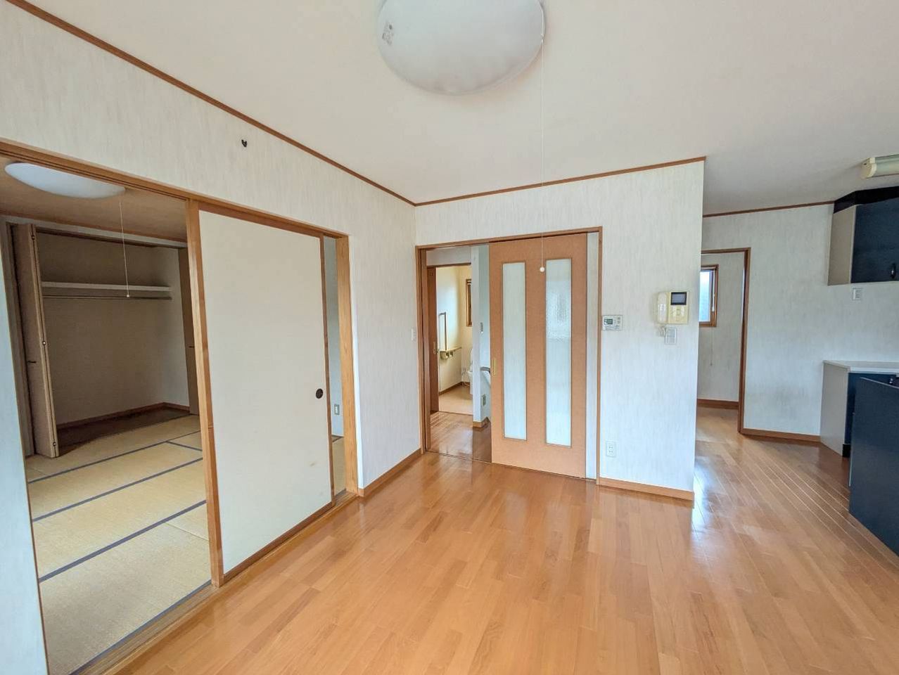 2階 LDKと和室