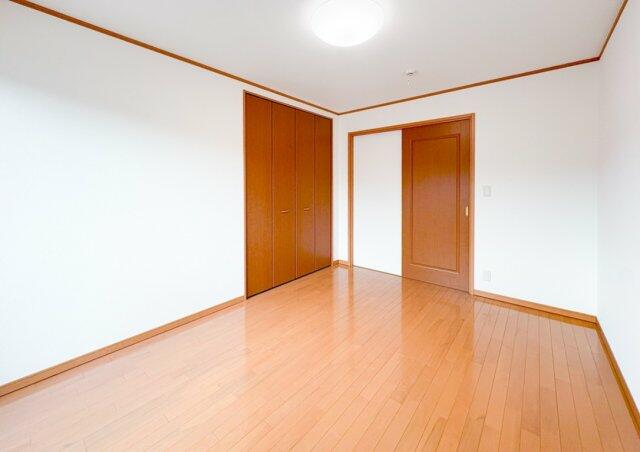 全居室収納付きです。