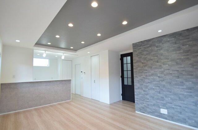 LDKは約17帖あり、家具配置もしやすいゆとりある広さです。