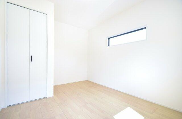 全居室に収納を備えた洋室で、すっきりと使いやすい仕様です。