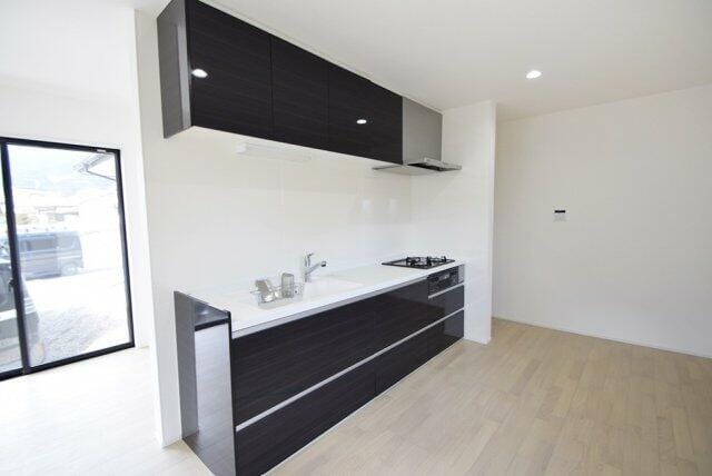 広いキッチンでお料理も楽しくなりそうです。