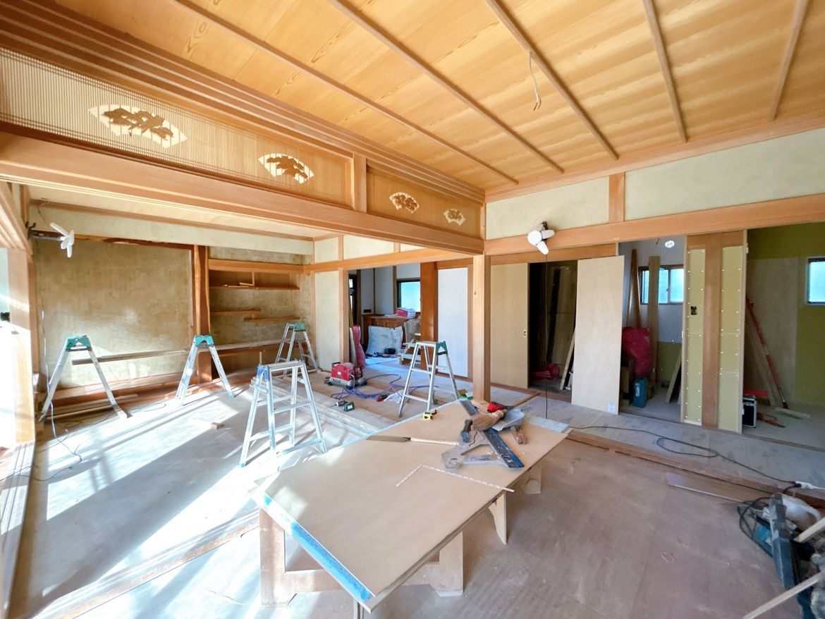 【和室続き間約6帖 リフォーム予定】押し入れ内部はベニヤ板を重ね張りいたします。寝具や洋服をしまうのにも嬉しい仕上がりです。