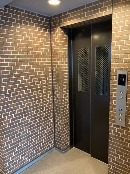 エレベーター