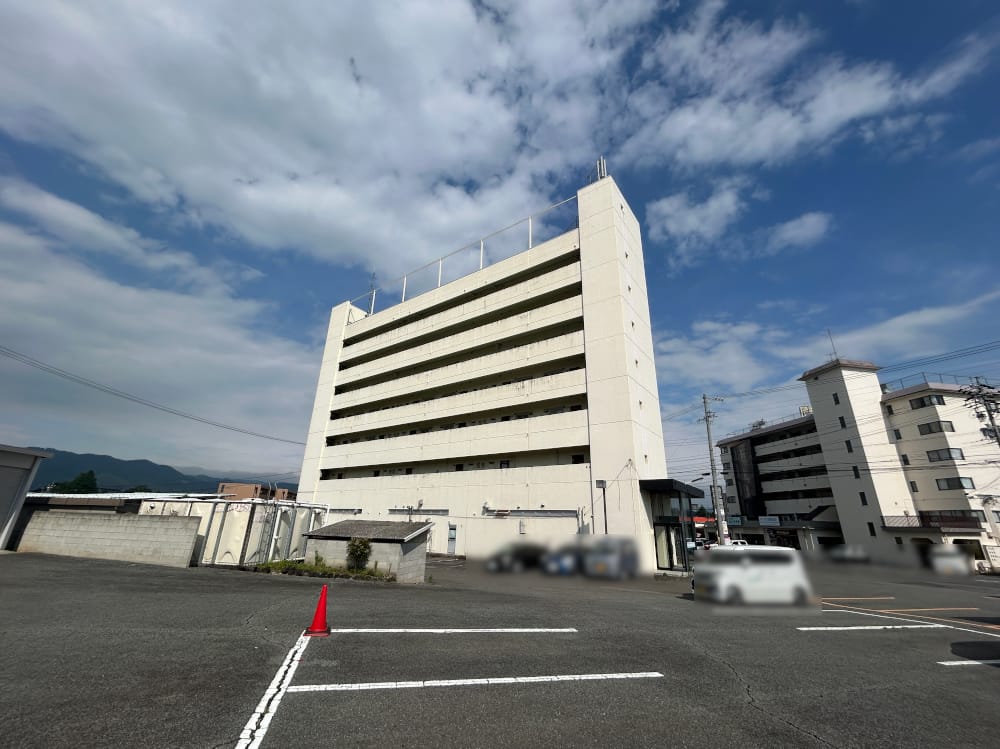 駐車場スぺ^ス