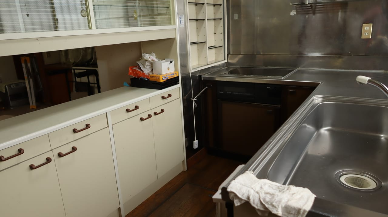 キッチン 床下収納付き♪