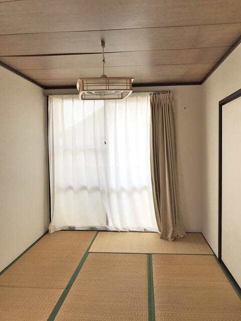 あやめコーポ 201号室 和室6帖(こちらのお部屋からバルコ