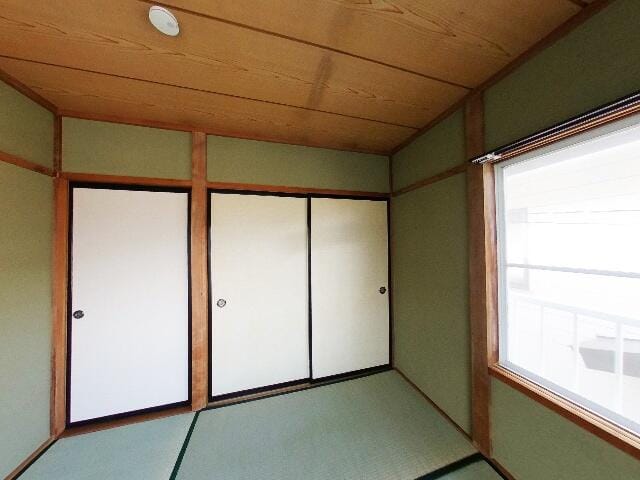 いはるコーポ 201号室 和室6帖