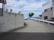 屋内駐車場通路