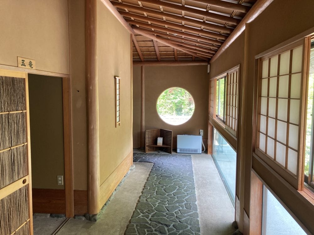 客室への通路