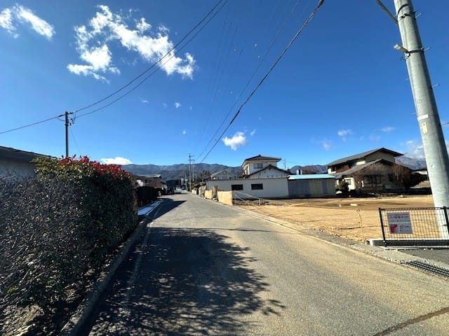 前面道路南側 2025.12撮影