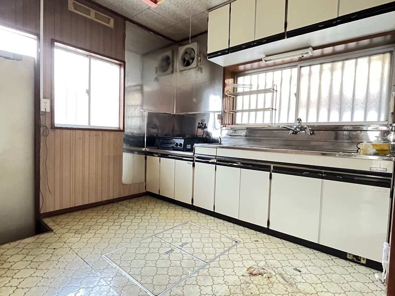 暗くなりがちのキッチンですが、採光を取り入れられる間取りです。