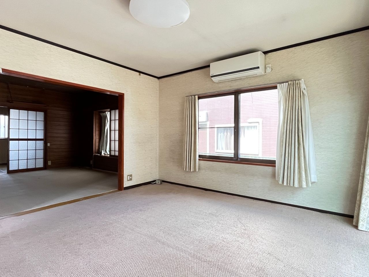 家具の配置もしやすく、主寝室としてもおすすめの広さです。