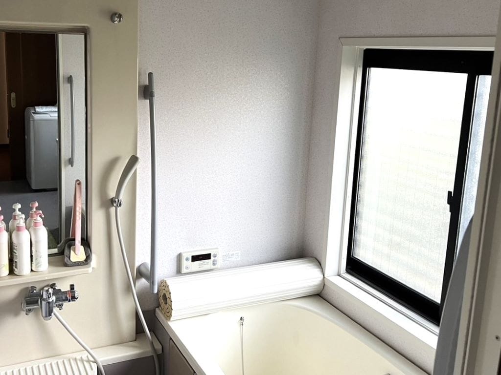 1坪以上の浴室で一日の疲れをゆったりと癒せます。浴室暖房&換気乾燥機能付き。