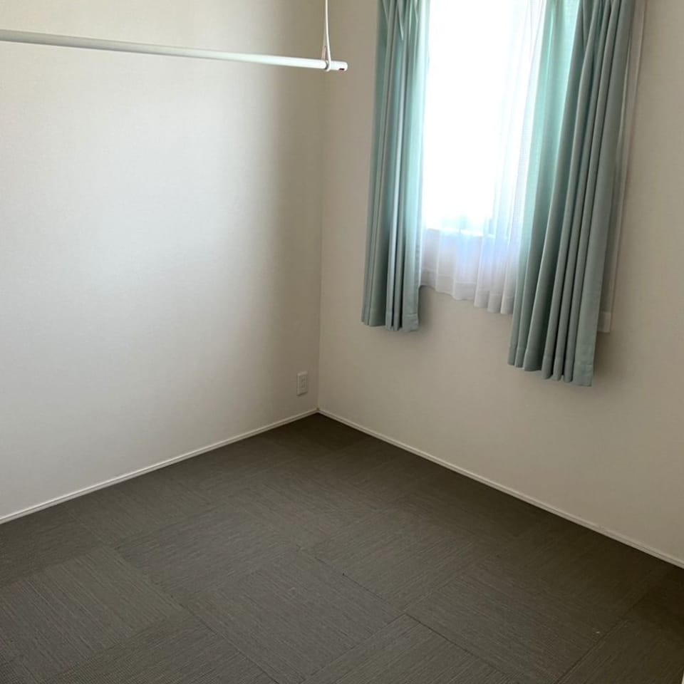 居室は広すぎない大きさなので、在宅ワーク用や趣味部屋としての利用もおすすめです。