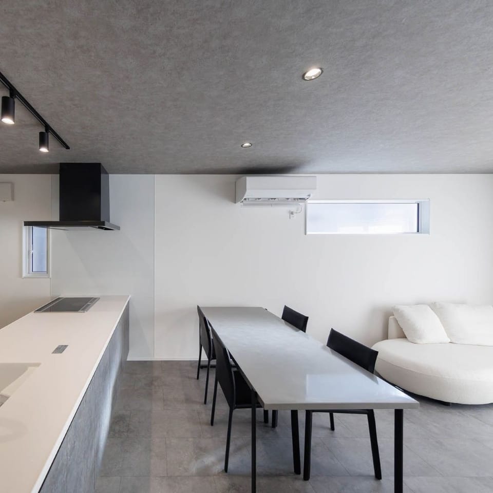 当社コーディネーターが選び抜いた、お家の雰囲気とぴったりの家具もセット。すぐに新生活をスタートできます。