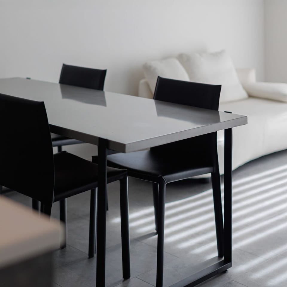 当社コーディネーターが選び抜いた、お家の雰囲気とぴったりの家具もセット。すぐに新生活をスタートできます。