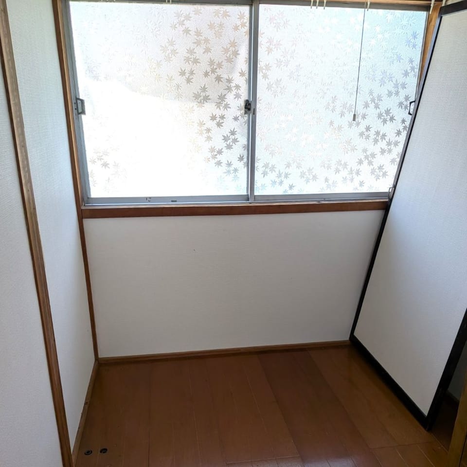 2帖の納戸は収納としてはもちろん、書斎や趣味スペースとしても活用可能。自分時間を大切にできる、使い勝手の良い空間です。