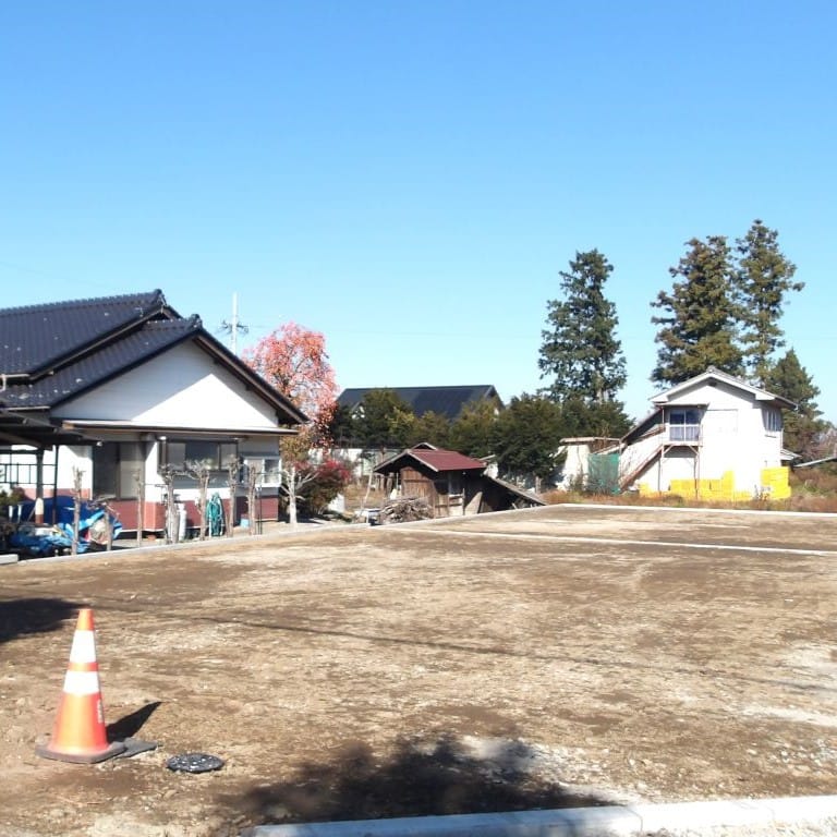 分譲地の北側には各区画ごとの専用畑付き。休日は家庭菜園を楽しみ、収穫した野菜でBBQも◎。