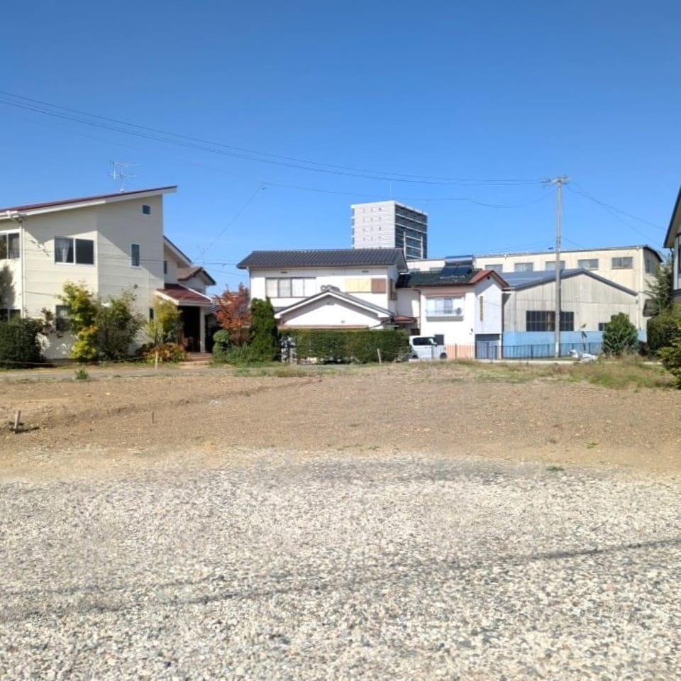 人気の塩尻市広丘吉田エリアに全4区画の分譲地が登場!穏やかな住宅街で、落ち着いた暮らしを叶えませんか?(分譲地南側より撮影)