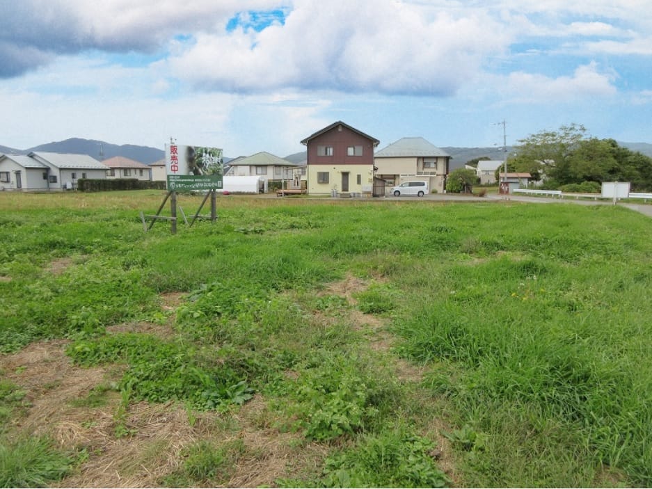 物件から西方向を撮影(2025年10月)