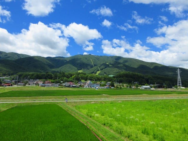 南西方向富士見パノラマリゾートが見える(2026年7月)