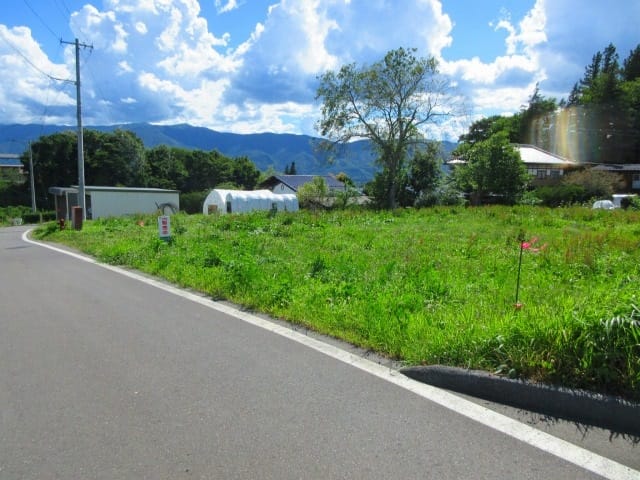 前面道路北東側から撮影(2026年8月)