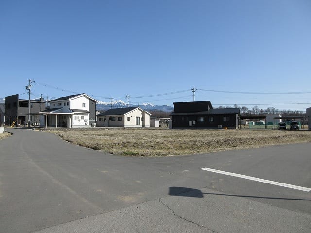 北西側から物件を撮影(2026年3月)