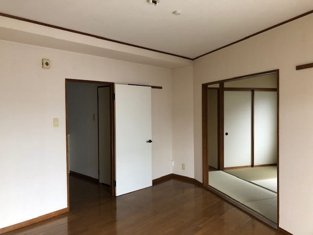 部屋出入口