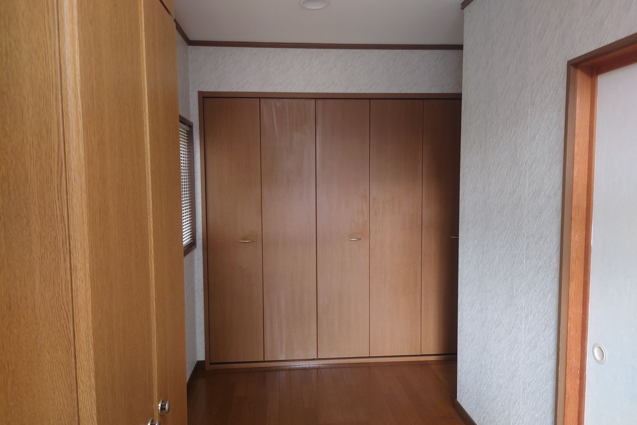 玄関ホール収納