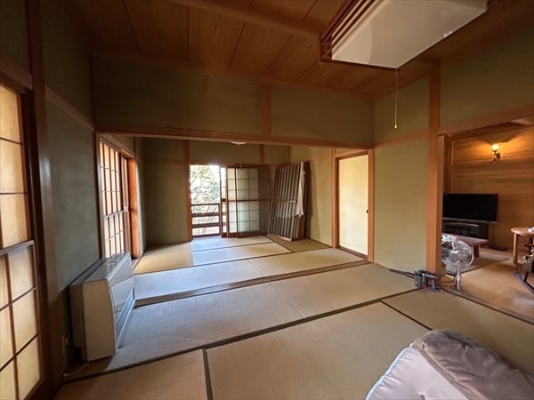 和室8帖と6帖(別角度から)