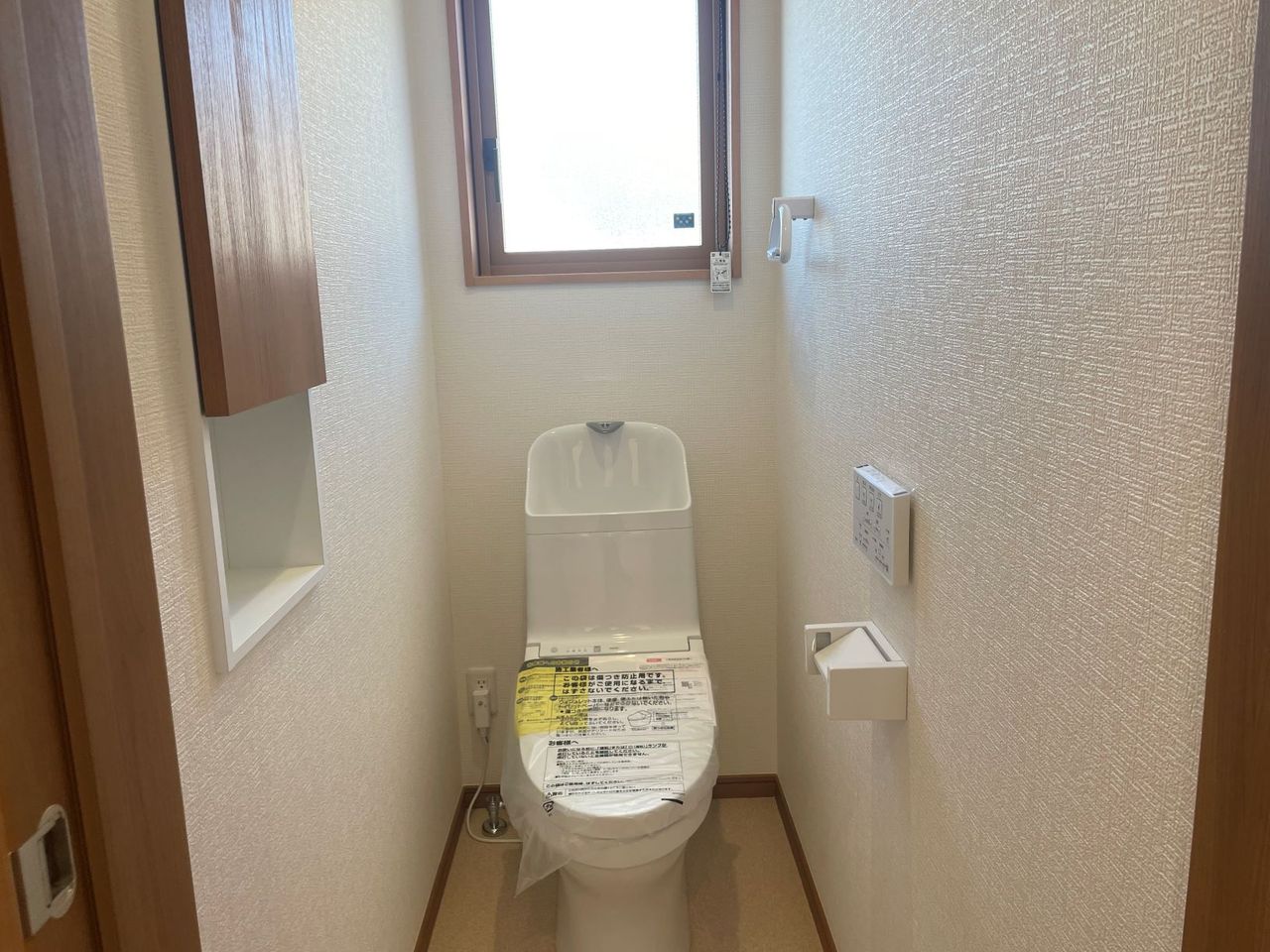 トイレは1階と2階にあります