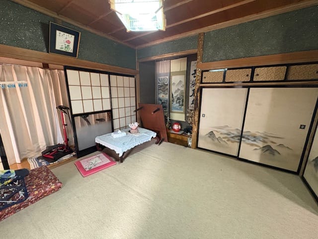 北東 和室8帖