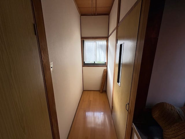 トイレ奥