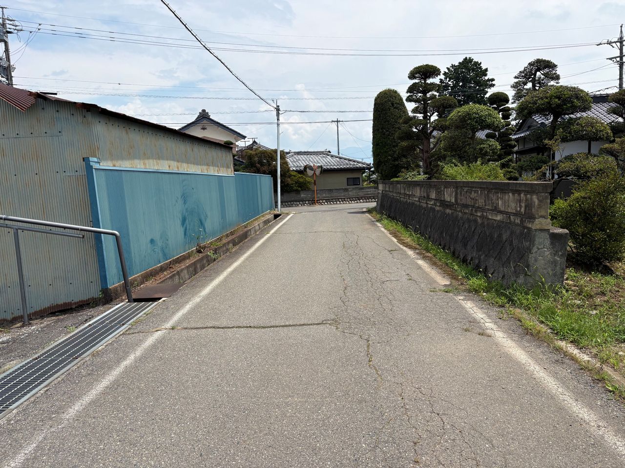 南側 村道
