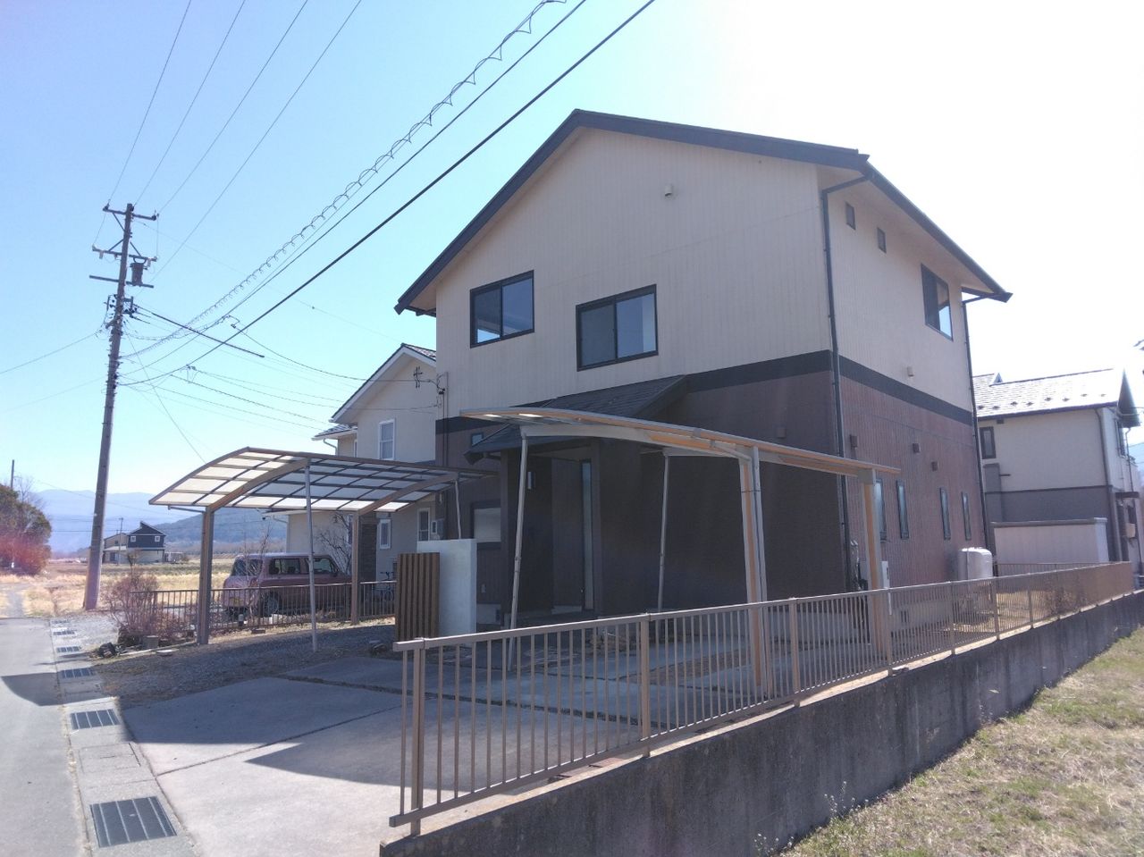 カーポート2台分