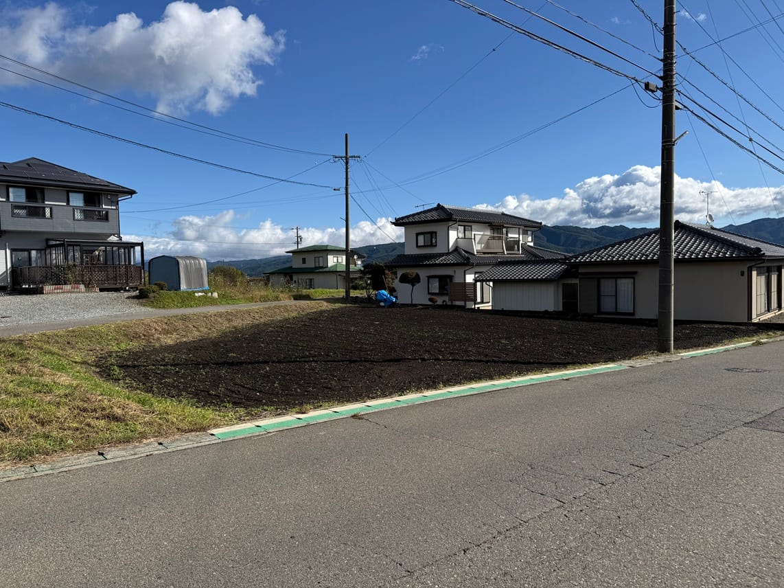 南西から北東へ向かって撮影