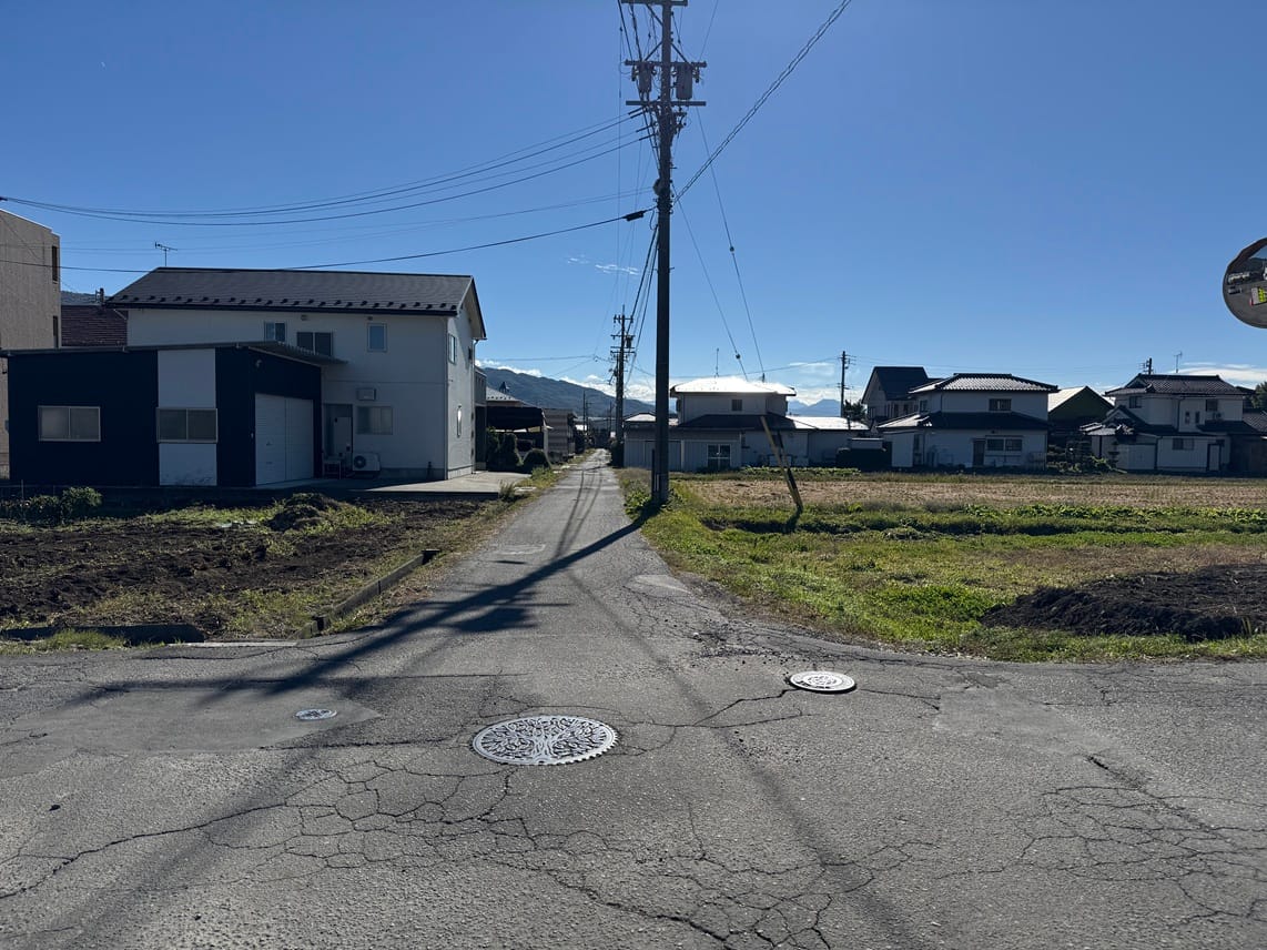 ①東側の箕輪町町道