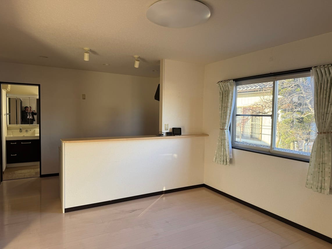 リビングからキッチン